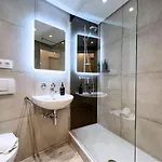 Apartment New I Great View I 32 Floor I Boxspringbed And Netflix Augsburg