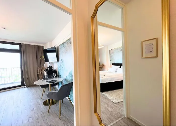Lejlighed New I Great View I 32 Floor I Boxspringbed And Netflix