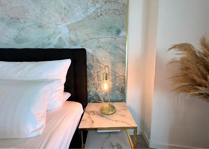 New I Great View I 32 Floor I Boxspringbed And Netflix Lejlighed Augsburg